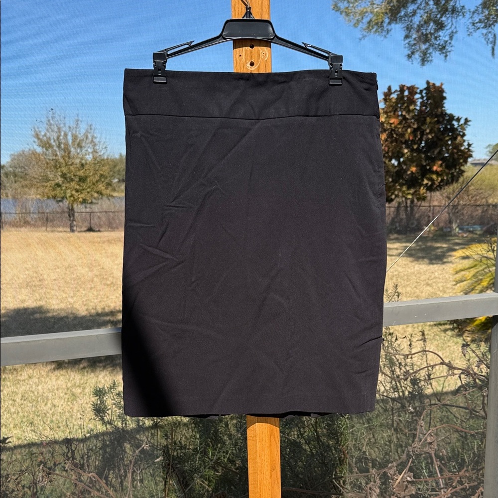 Liz Claiborne Classic Black Pencil Skirt